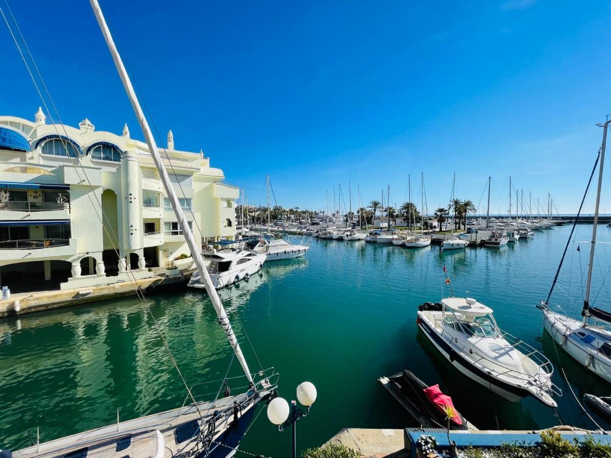Апартаменты G&G Isla Poniente Puerto Marina Бенальмадена Экстерьер фото