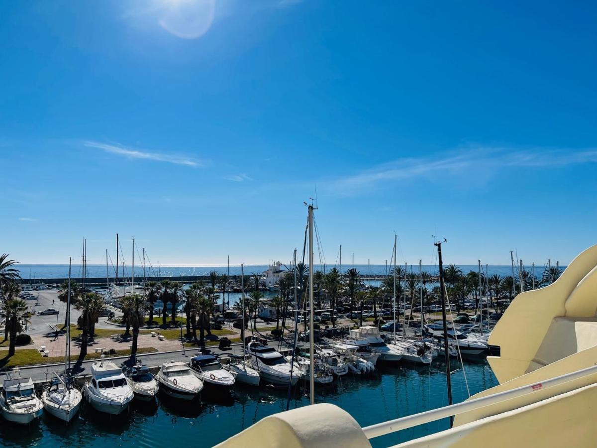 Апартаменты G&G Isla Poniente Puerto Marina Бенальмадена Экстерьер фото