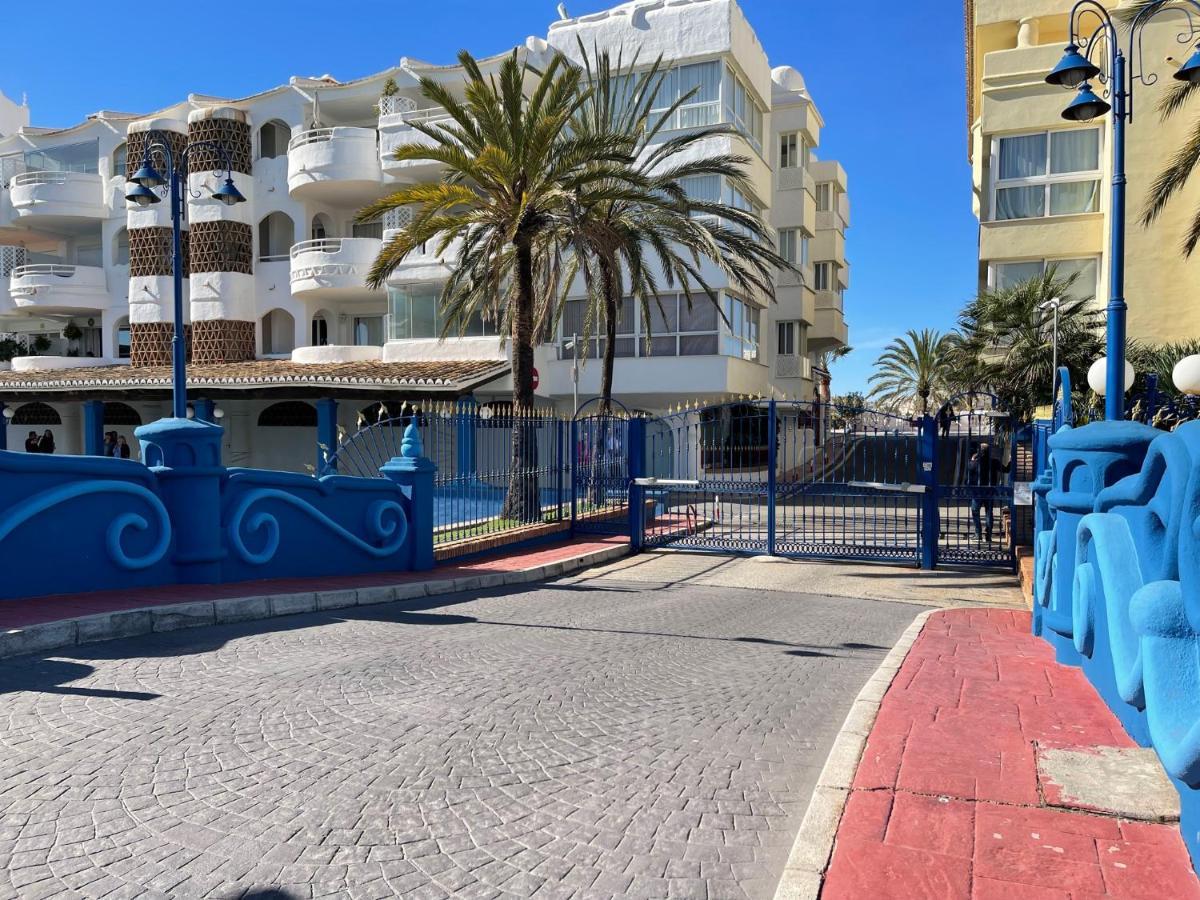 Апартаменты G&G Isla Poniente Puerto Marina Бенальмадена Экстерьер фото